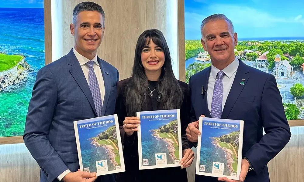 Dominicana brilla en Madrid: Crismeidy Ureña presenta su revista especializada en FITUR 2026
