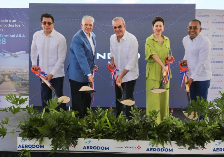 Gobierno dominicano presenta queja formal ante la Embajada de Francia por retraso en el AILA