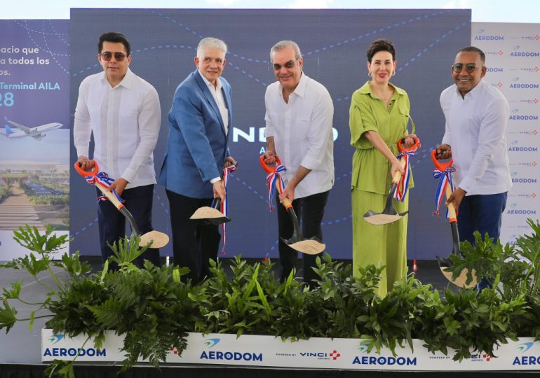 Gobierno dominicano presenta queja formal ante la Embajada de Francia por retraso en el AILA