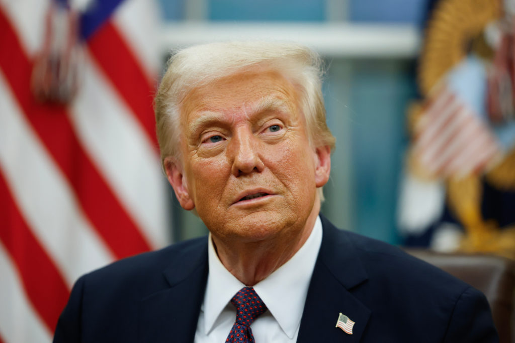 solo 6 paises de los 27 de QUE alzan la oz contra los planes de trump sobre Groenlandia
