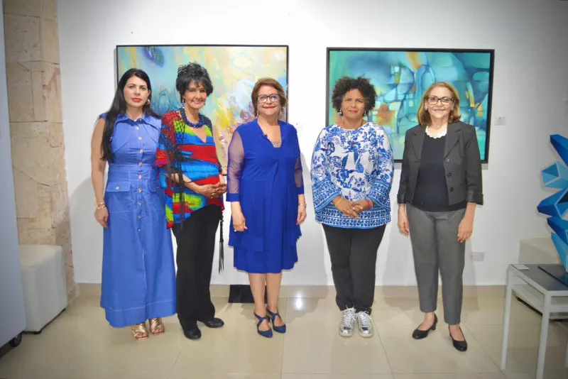 ARTE CON PROPÓSITO: Fundaver clausura exitosa exposición en beneficio de pacientes con problemas visuales