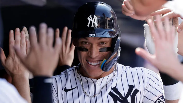 EL JUEZ ESTÁ DE VUELTA: Aaron Judge conecta dos cuadrangulares en su debut de pretemporada 2026