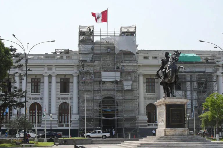 Perú: La "Fábrica de Expresidentes" busca su octava víctima en una década