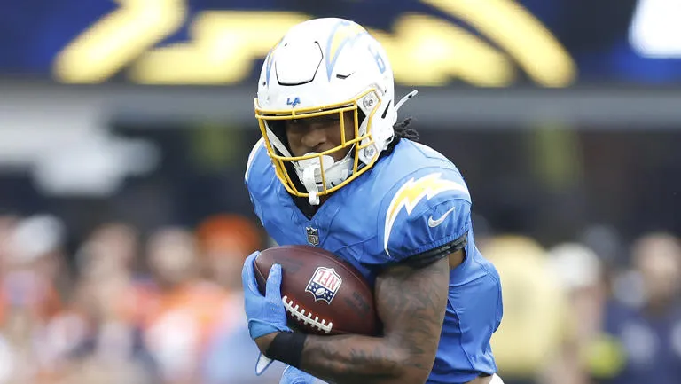 NFL: Analista lanza audaz predicción sobre la selección de primera ronda de los Chargers