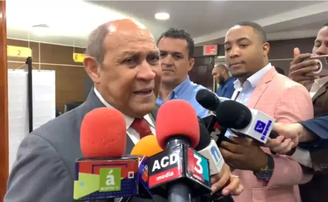 Rafael Santos Badía es el nuevo ministro Educación Superior; el decreto también designa a Geraldo Espinosa Pérez en Contraloría General