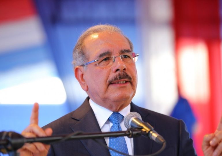 Danilo Medina lamenta la ocurrencia de dos apagones generales en tres meses; dice genera una mala imagen a RD