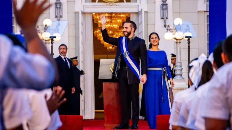 Consenso en las urnas: La mayoría de los salvadoreños aprueba la continuidad indefinida de Nayib Bukele