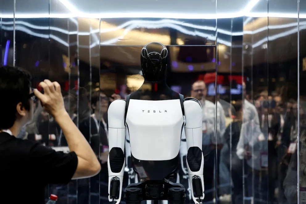 Optimus al cuidado del hogar: La visión de Musk para 2026