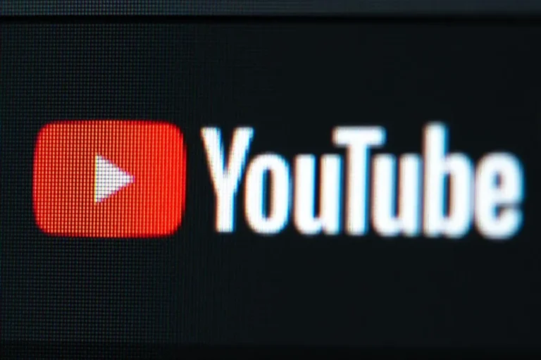 YouTube endurece sus reglas: Bloqueo a la reproducción en segundo plano fuera de su app