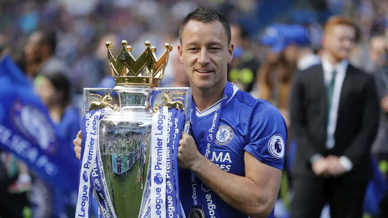 El tesoro de John Terry: Subasta récord por las camisetas de los "GOATs"