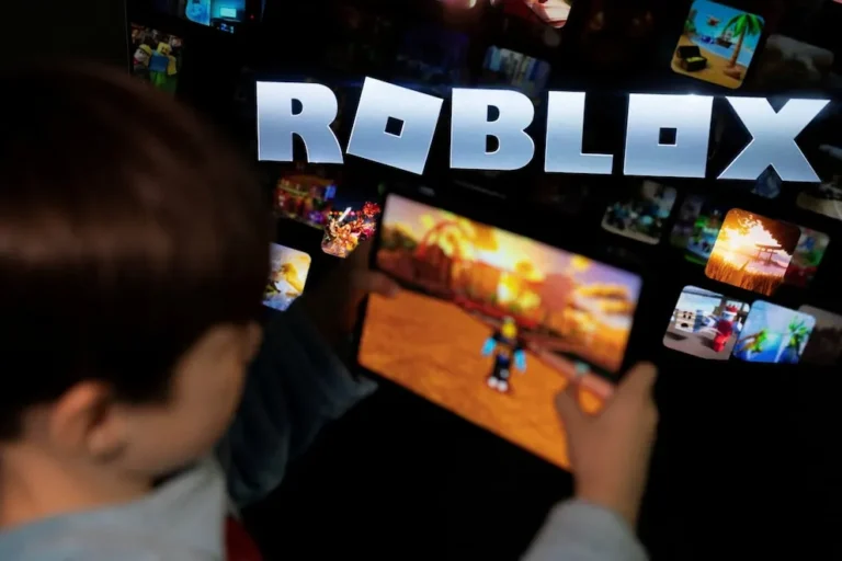 Creación 4D en Roblox: De la idea al objeto funcional en segundos mediante texto