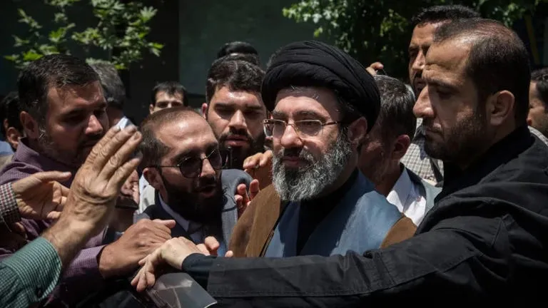 EL HEREDERO DEL PODER: ¿Quién es Mojtaba Jameneí, el posible nuevo Líder Supremo?