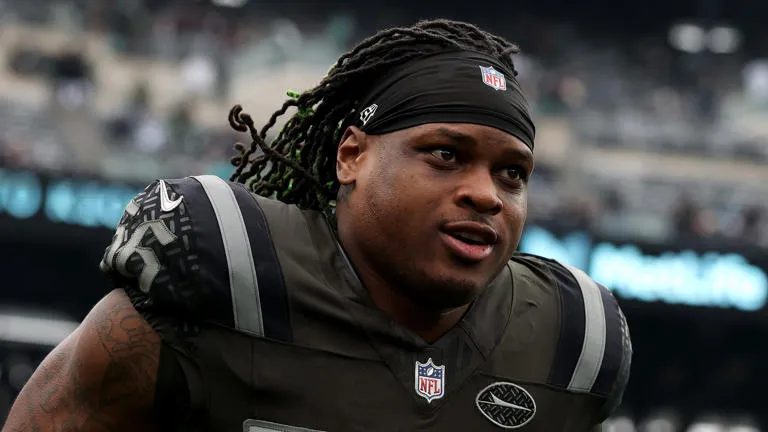 Cambio de bando en la defensa: Los Jets pierden a C.J. Mosley, quien se une a los Ravens en la AFC Norte