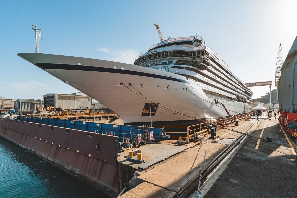 Botan Viking Libra en Ancona y definen fines de 2026 como fecha de entrega
