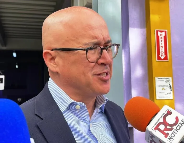 Pide retirar fusión ministerios y revisar Pacto Nacional Educativo