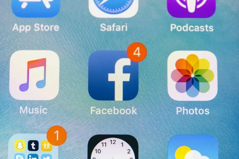 CAÍDA GLOBAL: Facebook experimentó fallas masivas este 3 de marzo