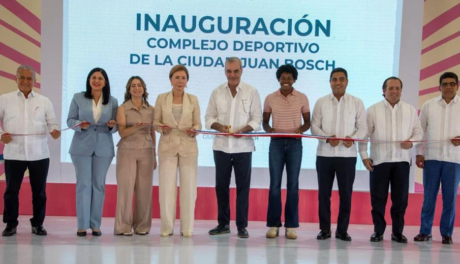Presidente Abinader inaugura complejo deportivo en Ciudad Juan Bosch y Juegos de la Mujer 2026 tras una pausa de 10 años