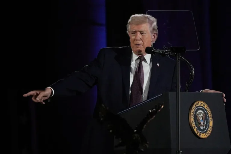 Tensión al límite: Trump afirma que líderes de Irán negocian en secreto por "miedo a ser eliminados"