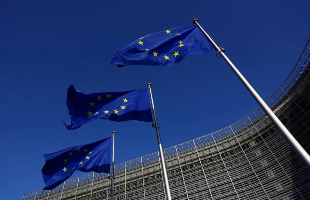Alerta en Bruselas: La Eurocámara exige investigar la infiltración de empresas chinas en proyectos estratégicos de la UE