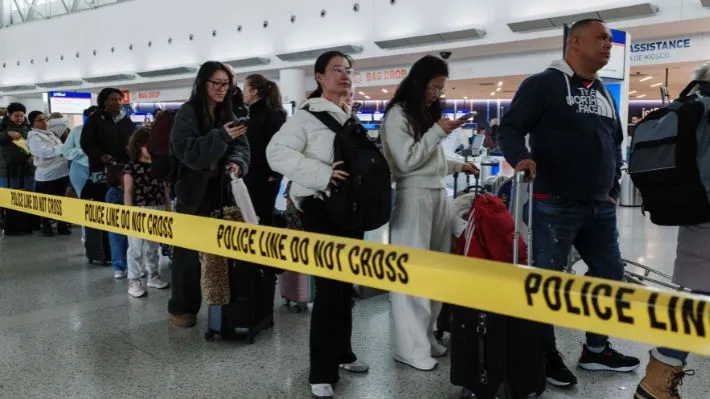 Operativo en Aeropuertos: ICE refuerza presencia en terminales de EE. UU. por orden de la administración Trump
