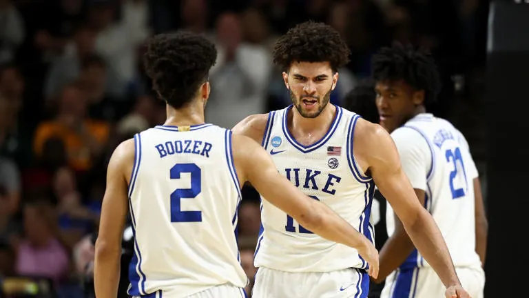 Hazaña en la duela: Los gemelos Boozer lideran a Duke en una victoria histórica sobre UConn
