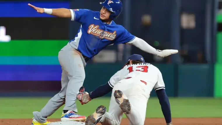 Inmortalizado: El robo de base de Javier Sanoja se convierte en la jugada más determinante del deporte venezolano