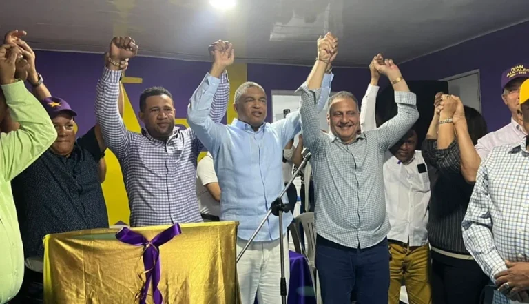 PLD escoge a unanimidad a Ivan Vásquez como candidato a la alcaldía del municipio Castillo, provincia Duarte