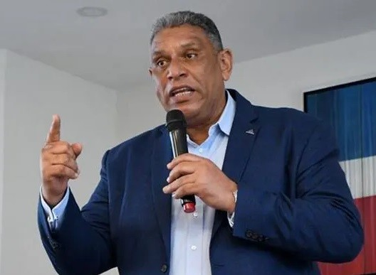 Cónsul en NY respalda medidas gobierno de la Rep. Dominicana