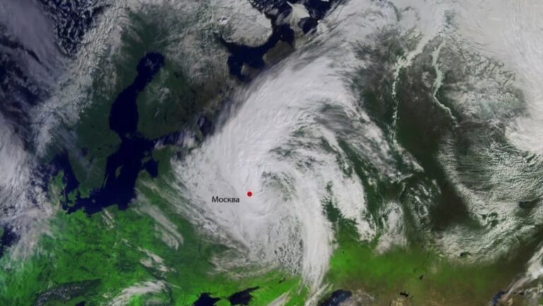 Moscú, cubierta por la nieve a finales de abril, vista desde el espacio