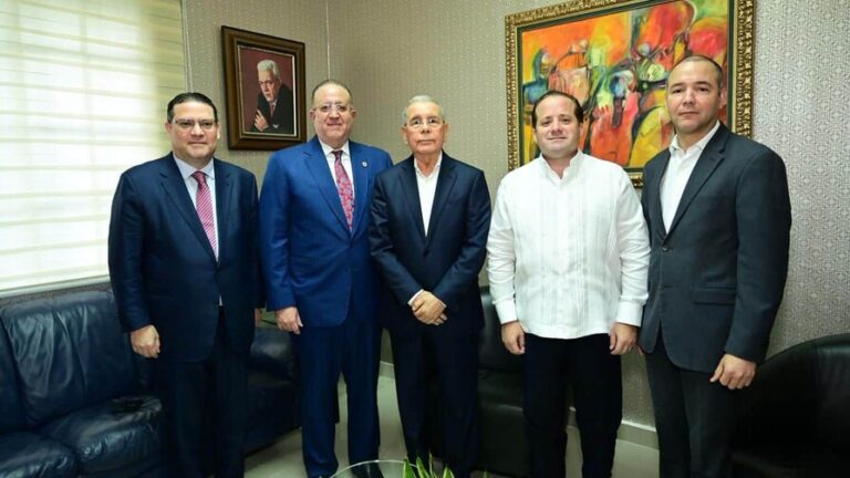 PLD evaluará plan del Gobierno ante crisis en Medio Oriente tras reunión con delegación oficial