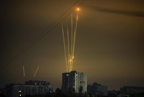 Rusia derriba cerca de 100 drones ucranianos en una noche