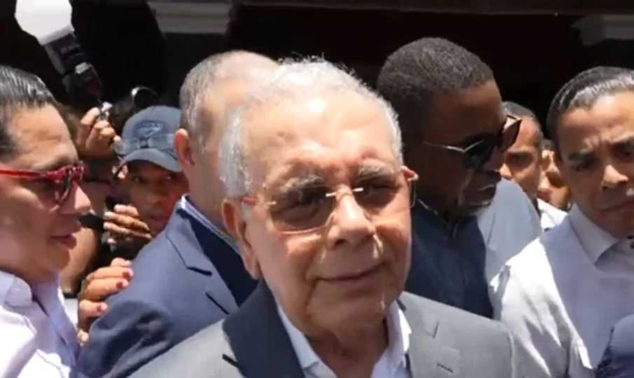Danilo Medina cuestiona manejo económico del Gobierno ante crisis internacional