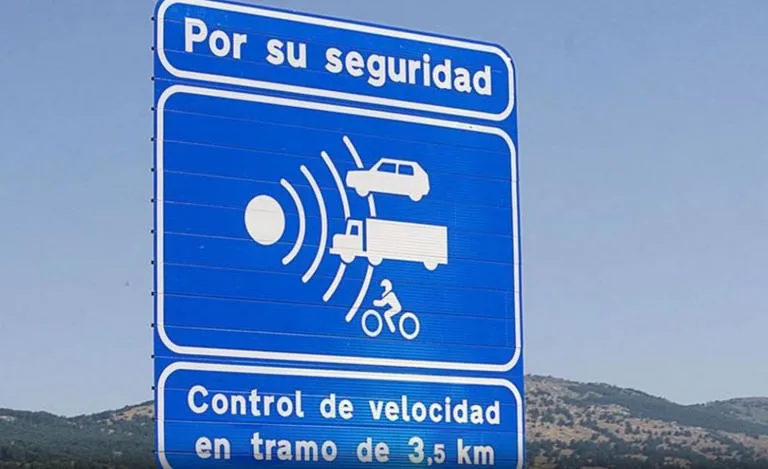 Radares y tecnología: ¿Por qué Google Maps y Waze no siempre te libran de las multas?