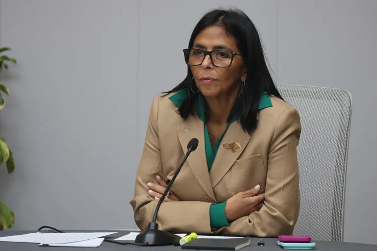Memoria y militancia: Delcy Rodríguez encabeza los actos por el 24° aniversario del 11 de abril de 2002