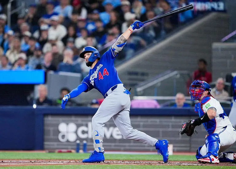 Contrastes en el diamante: El pelotón cubano vive un inicio de temporada de extremos en las Grandes Ligas