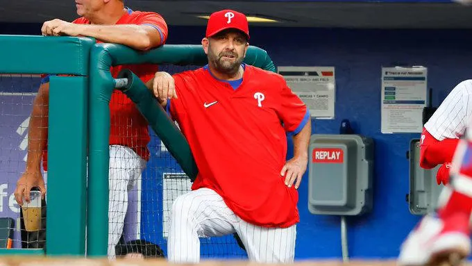 Exmánager de los Dodgers surge como el principal candidato para dirigir a los Phillies