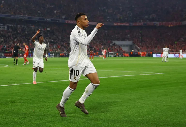Mbappé alcanza el Olimpo de la Champions: Se une a Messi y Lewandowski en una estadística histórica