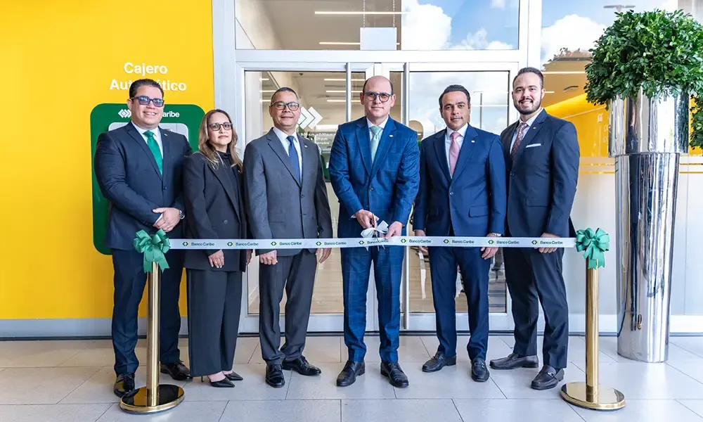 Banco Caribe inaugura moderna sucursal en Santo Domingo Este para fortalecer su presencia regional