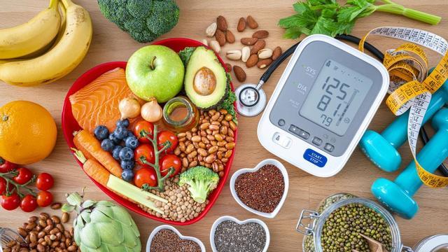 Especialistas aseguran que reducir sólo un poco las calorías favorece la longevidad, mejora la presión arterial y el colesterol
