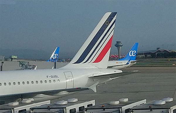 Air France KLM estudia denominarse Blue Group