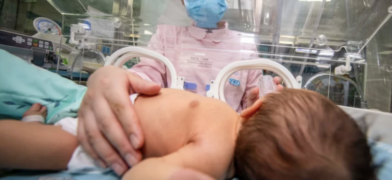 El país reporta 561 muertes infantiles y 40 maternas en lo que va de año