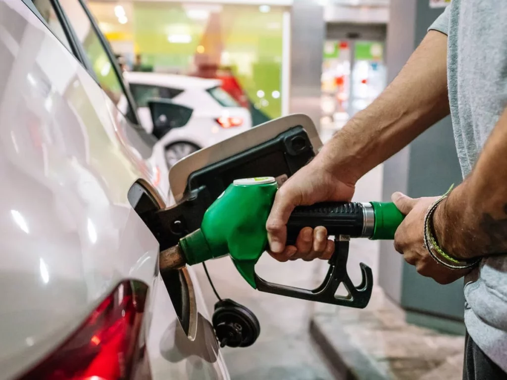 Precios de gasolinas y gasoil aumentarán entre RD$2.00 y RD$4.00