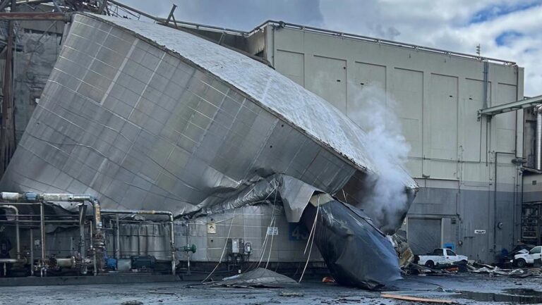 Explosión química en EE.UU.: muertos, desaparecidos y heridos con quemaduras