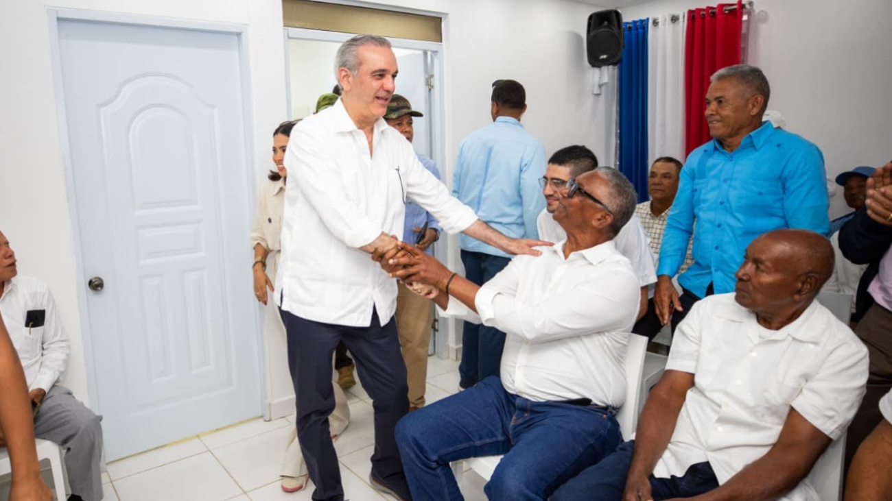 Presidente Abinader anuncia apoyo a productores afectados por lluvias en la Línea Noroeste