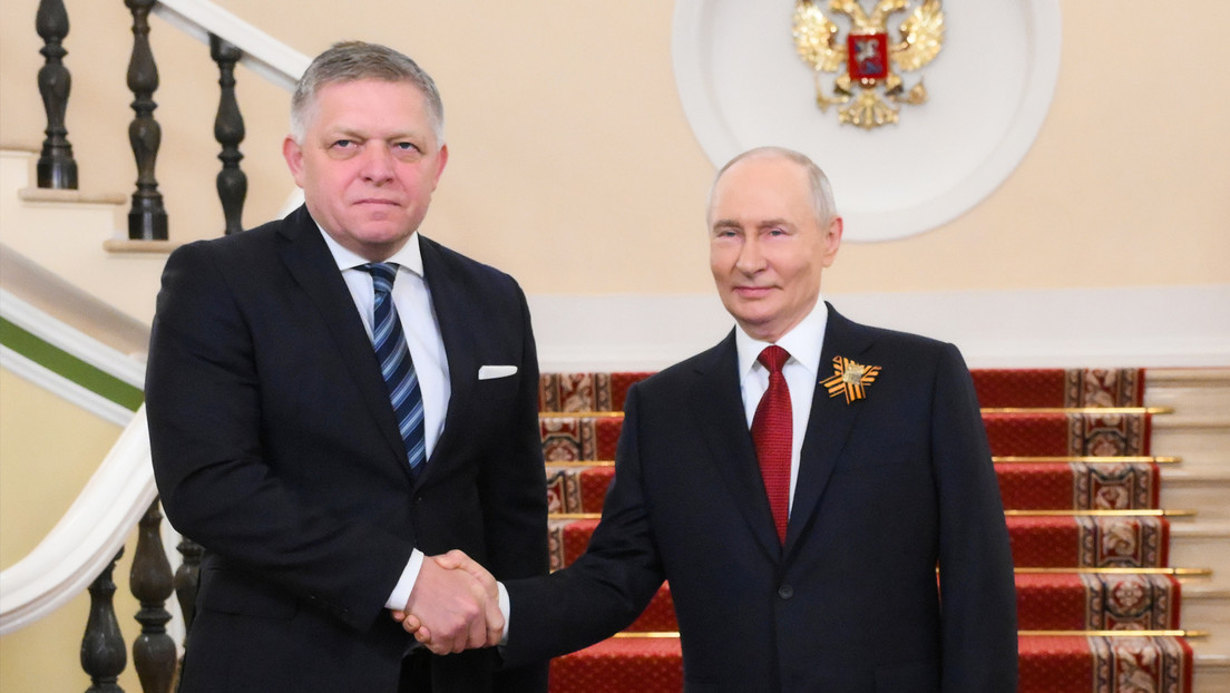 Putin agradece a Fico por su "postura inquebrantable" en la preservación de la verdad histórica