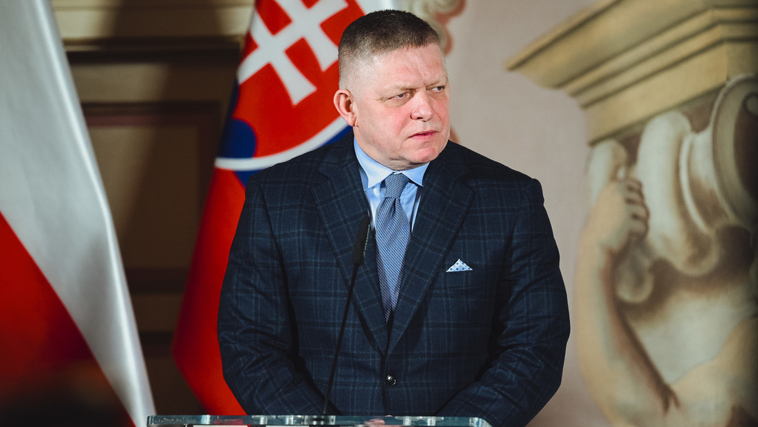 "¿Somos tan ingenuos?": Fico sobre los planes de la UE de prohibir el suministro de gas ruso