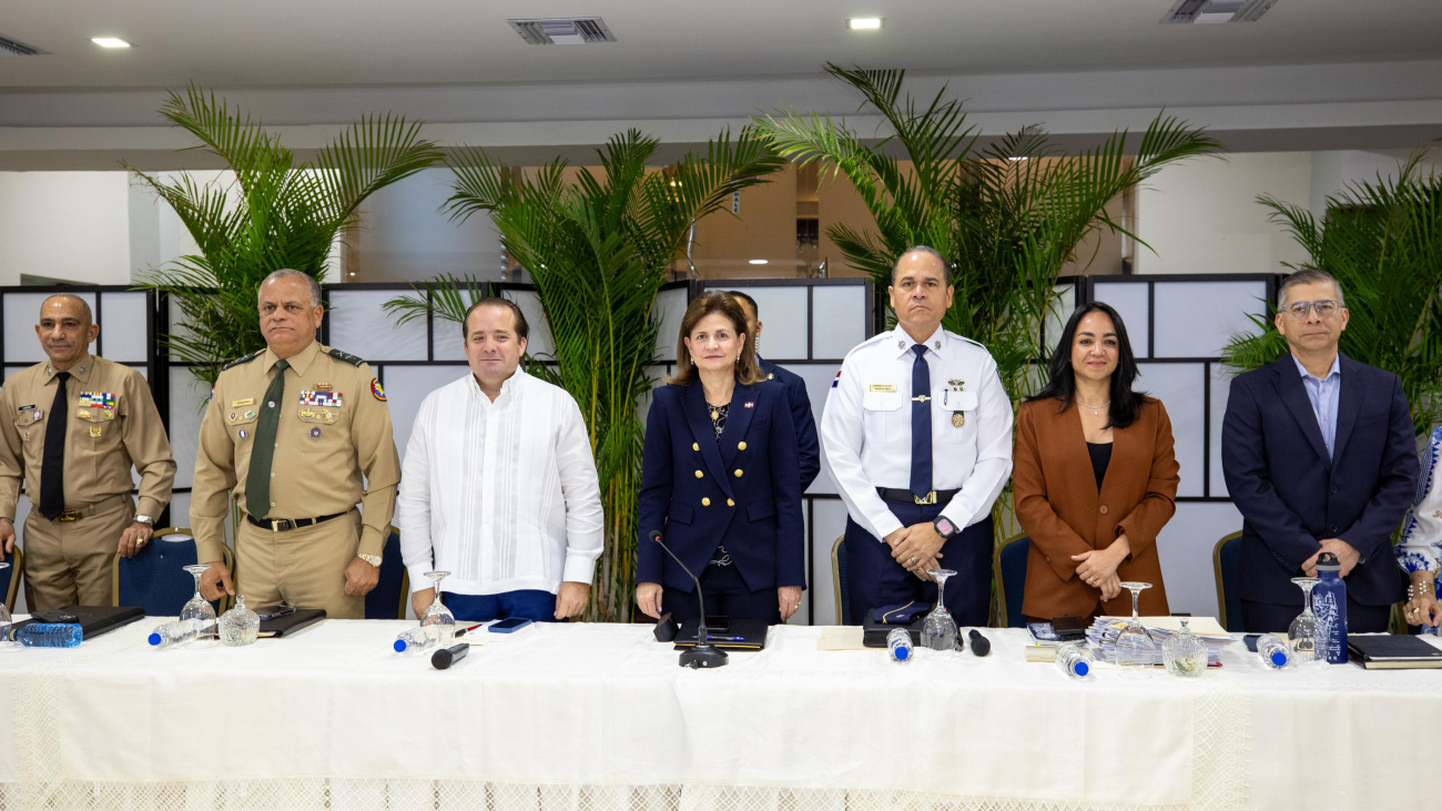 Vicepresidenta Raquel Peña encabeza reunión de seguimiento al Plan de Seguridad Ciudadana