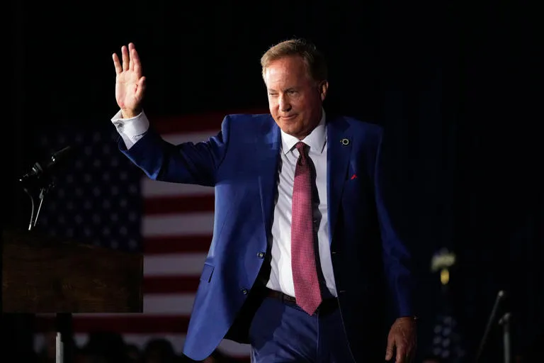¡TERREMOTO EN TEXAS!: Trump aplasta al establishment republicano tras la histórica victoria de Ken Paxton sobre John Cornyn