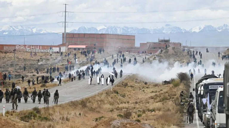 Respuesta humanitaria: EE. UU. activa asistencia alimentaria de emergencia y apoyo logístico para Bolivia ante la crisis por los bloqueos de carreteras