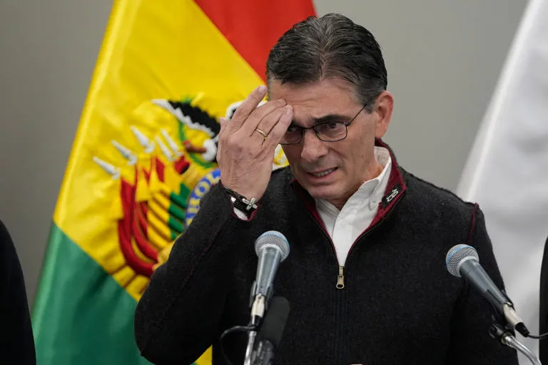 El presidente boliviano descarta dimitir y convoca al diálogo a los sectores que encabezan las protestas